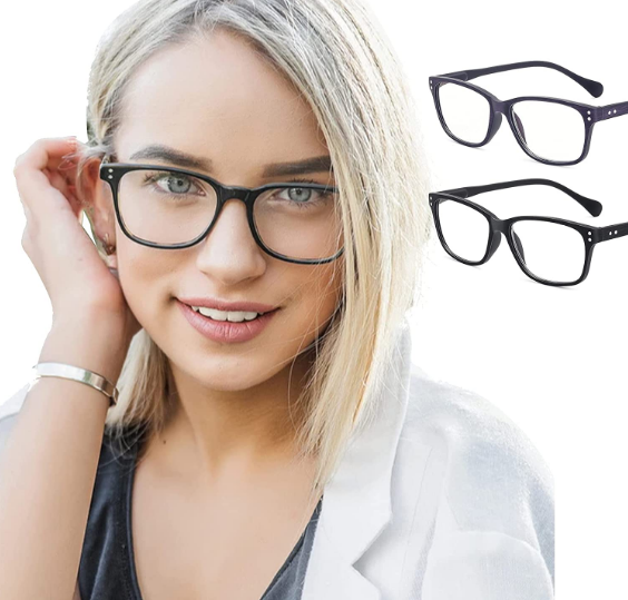 trendy glasses for women with oval face