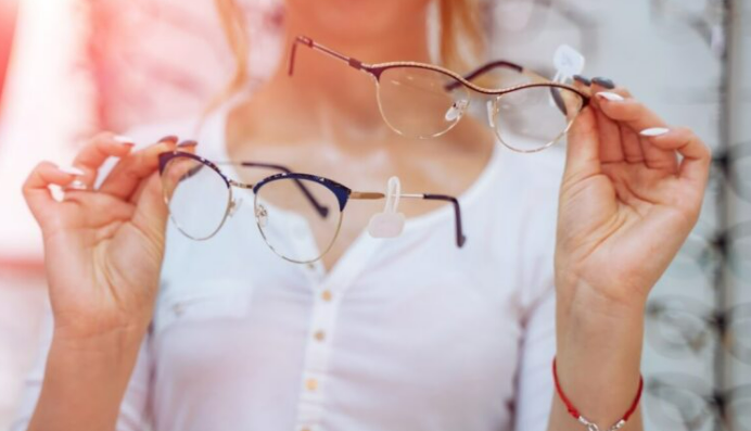 Glasses that match your clothes
