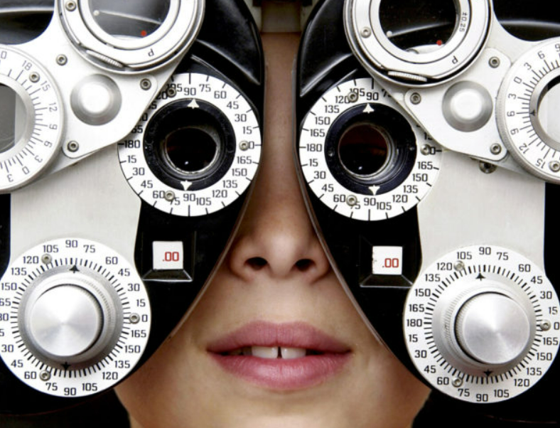 eye exam of adults