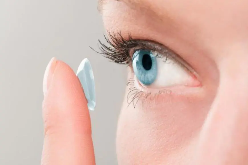 contact lenses for dry eyes