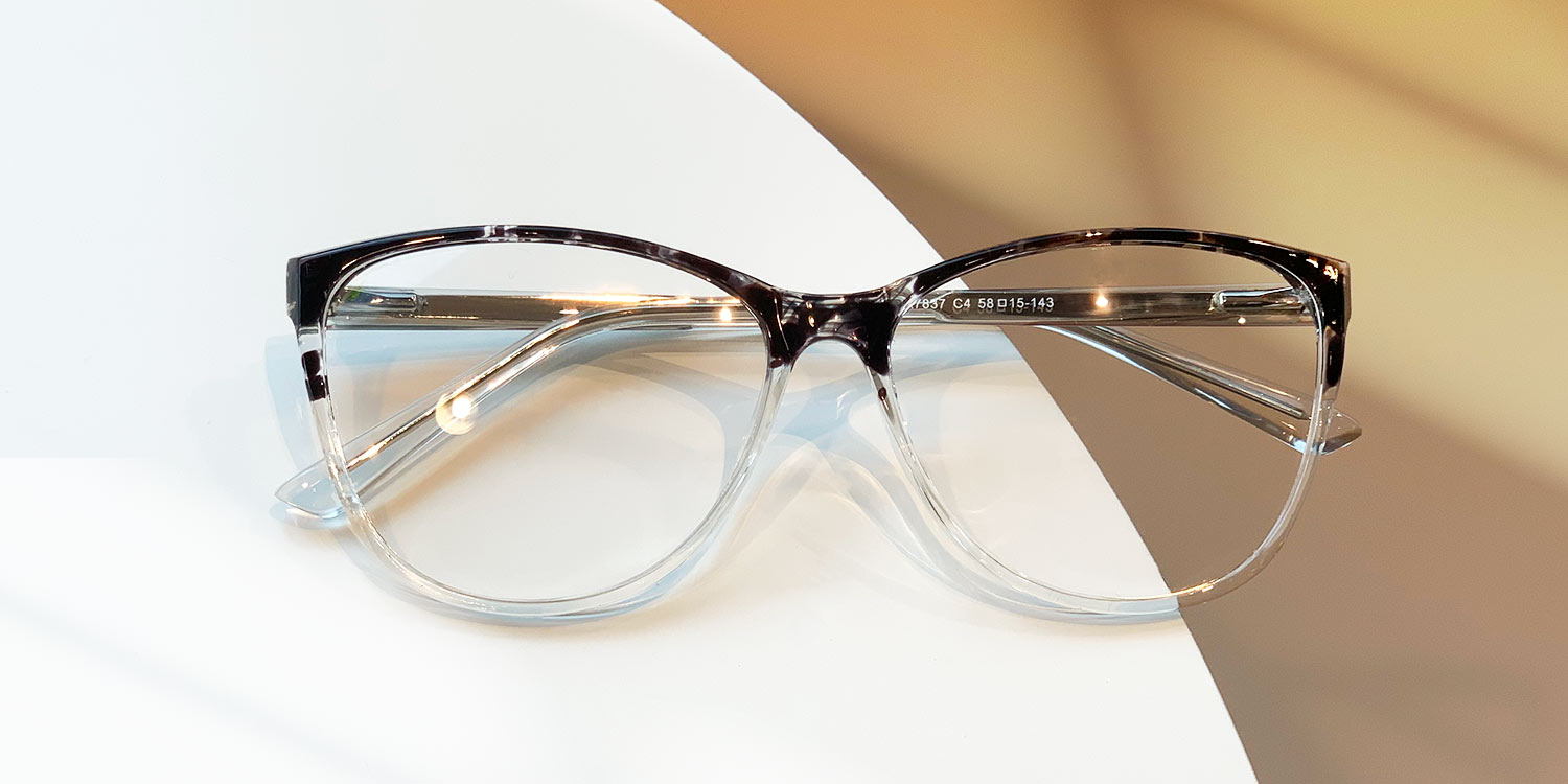 Black Tortoiseshell Oren - Cat eye Glasses