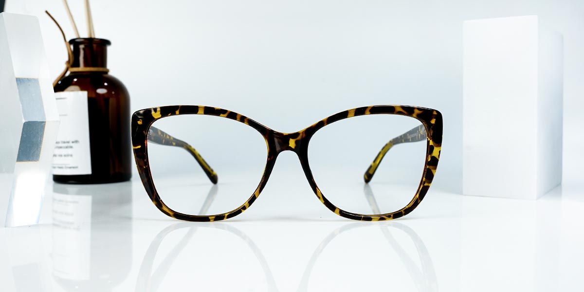 Tortoiseshell - Cat eye Glasses - Haidee