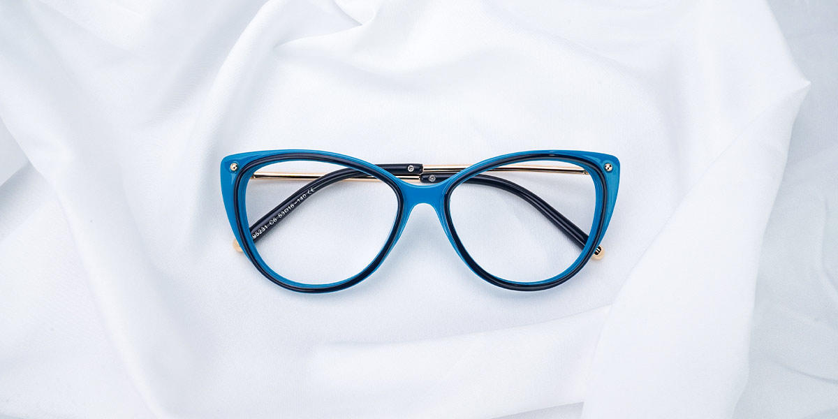 Emerald Effie - Cat Eye Glasses