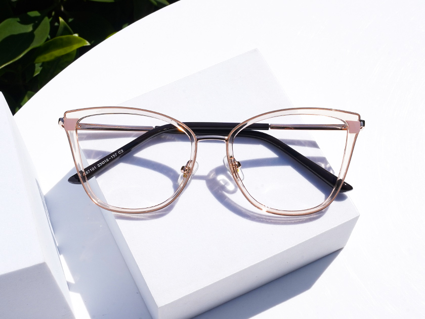 Eupraxia - Cat Eye Brown Glasses For Women