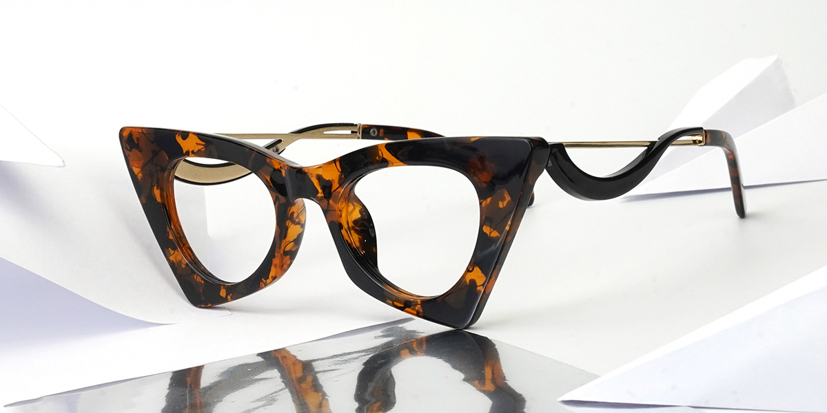 Tortoiseshell - Cat eye Glasses - Debra