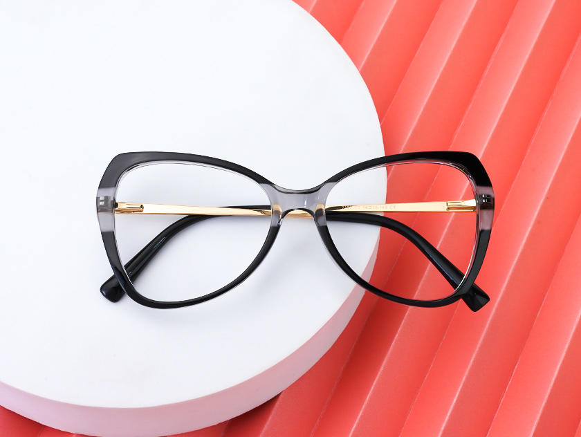 Reik - Oval Black Glasses For Women