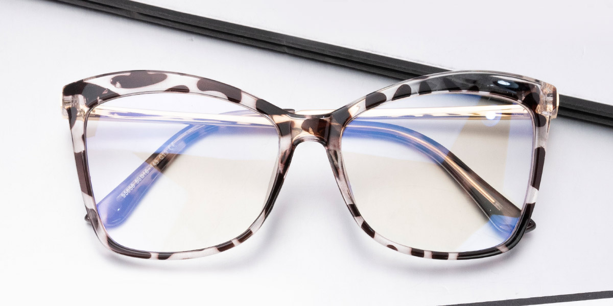 Tortoiseshell - Cat eye Clip-On Sunglasses - Brooklyn