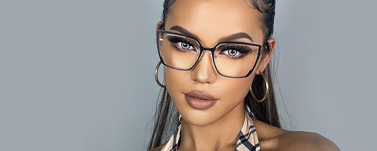 The Best Glasses and Eyewear Trends For 2023 (and Bold Makeup Looks to  Match)
