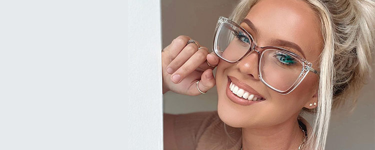 Eyeglass styles  2024 Ultimate guide to trends & classic eyewear