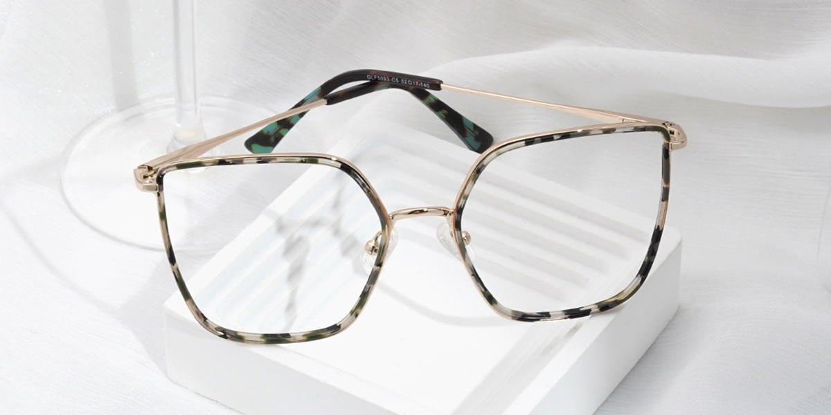 Grey Stripe Vera - Square Glasses