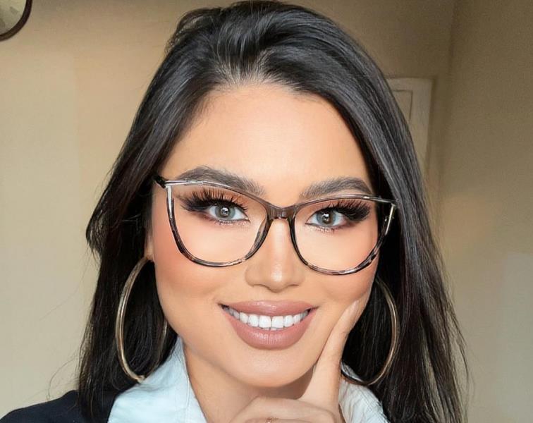 How to buy the best glasses for square face shape?