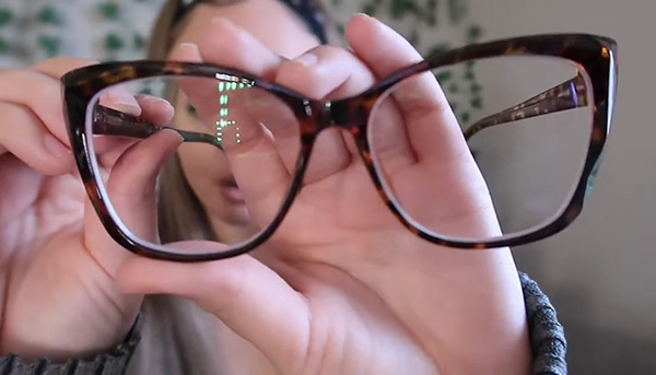 Lensmart Persia tortoiseshell cat-eye glasses with geometric cutouts. Part of Tianna Brown's Lensmart glasses review.