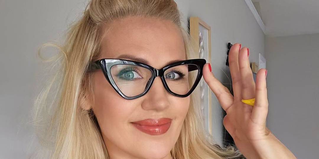 Black Neha Glasses - Cat Eye Glasses