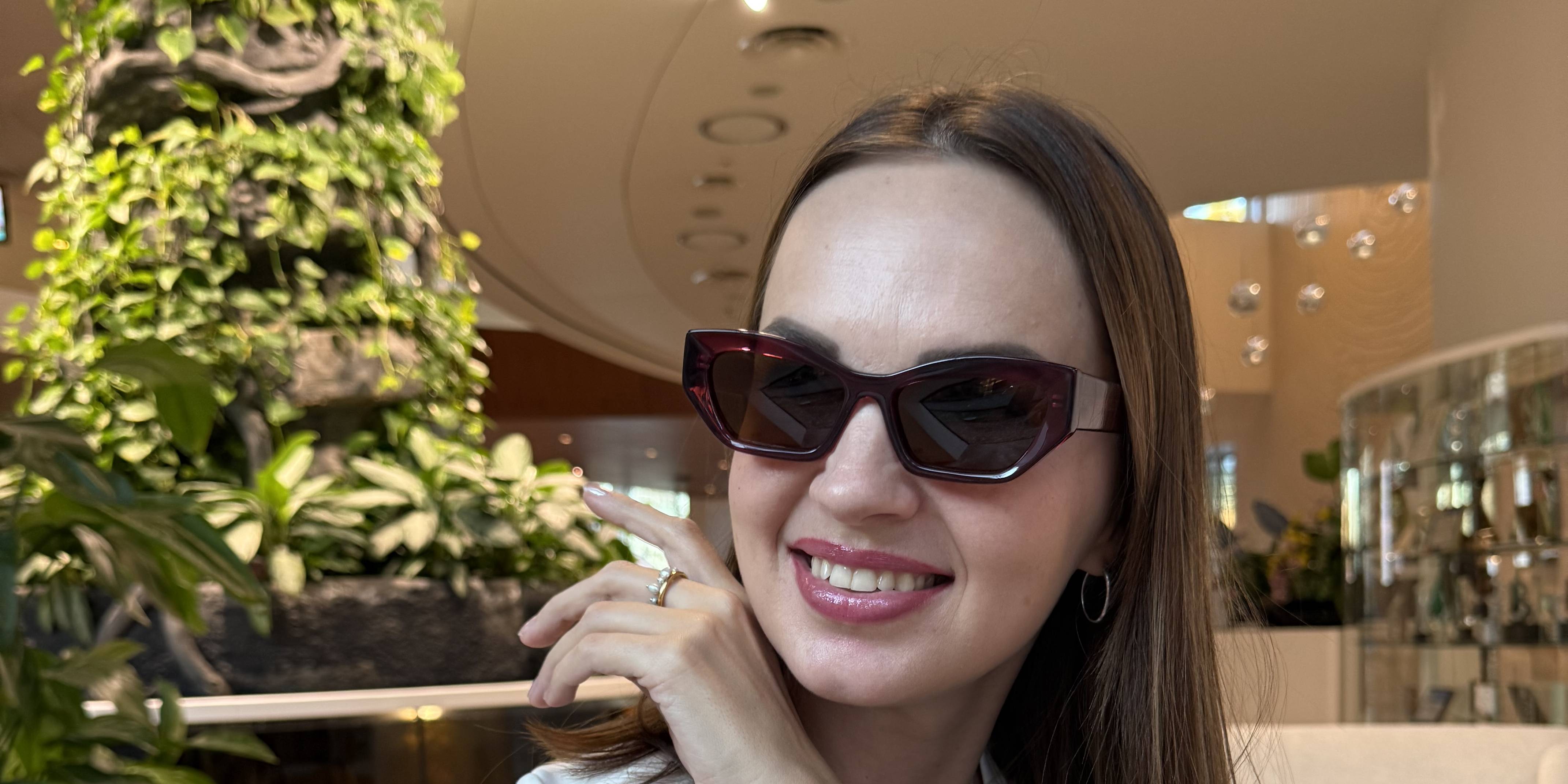 Piros szürke Renea Szemüveg - Cat Eye Sunglasses