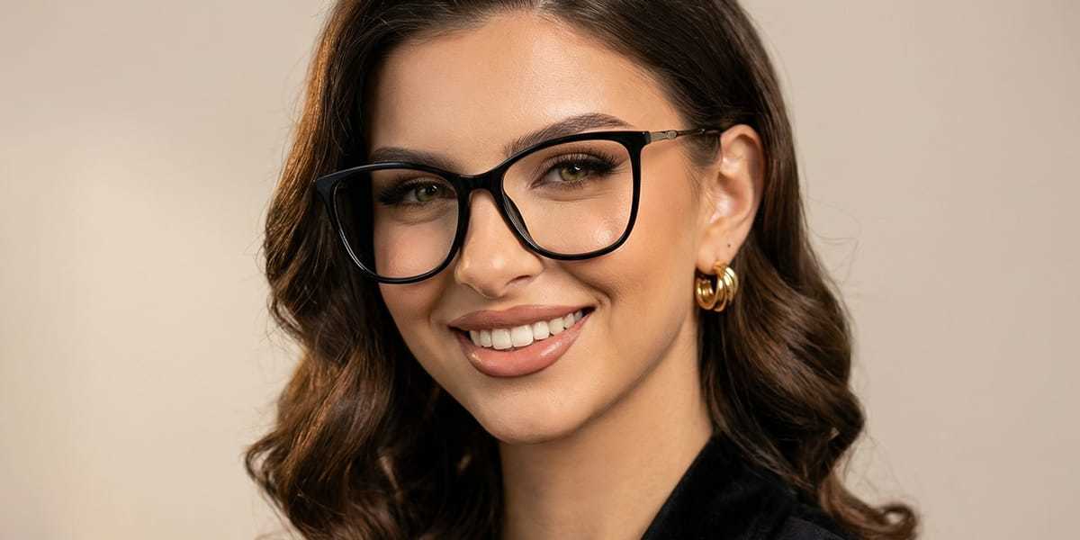 Black Priscilla Glasses - Square Glasses