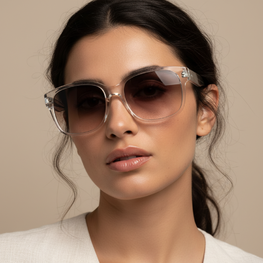 Clear Frame Sunglasses: A Minimalist Trend for Every Season