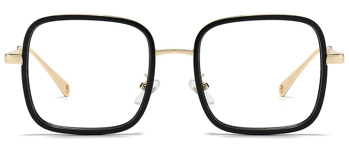 Oversized glasses explained: are they in style?