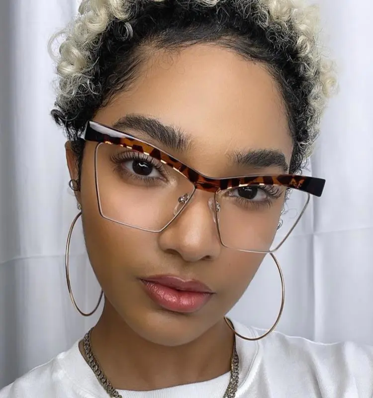 Wire frame glasses