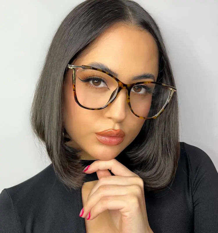 Tortoiseshell glasses