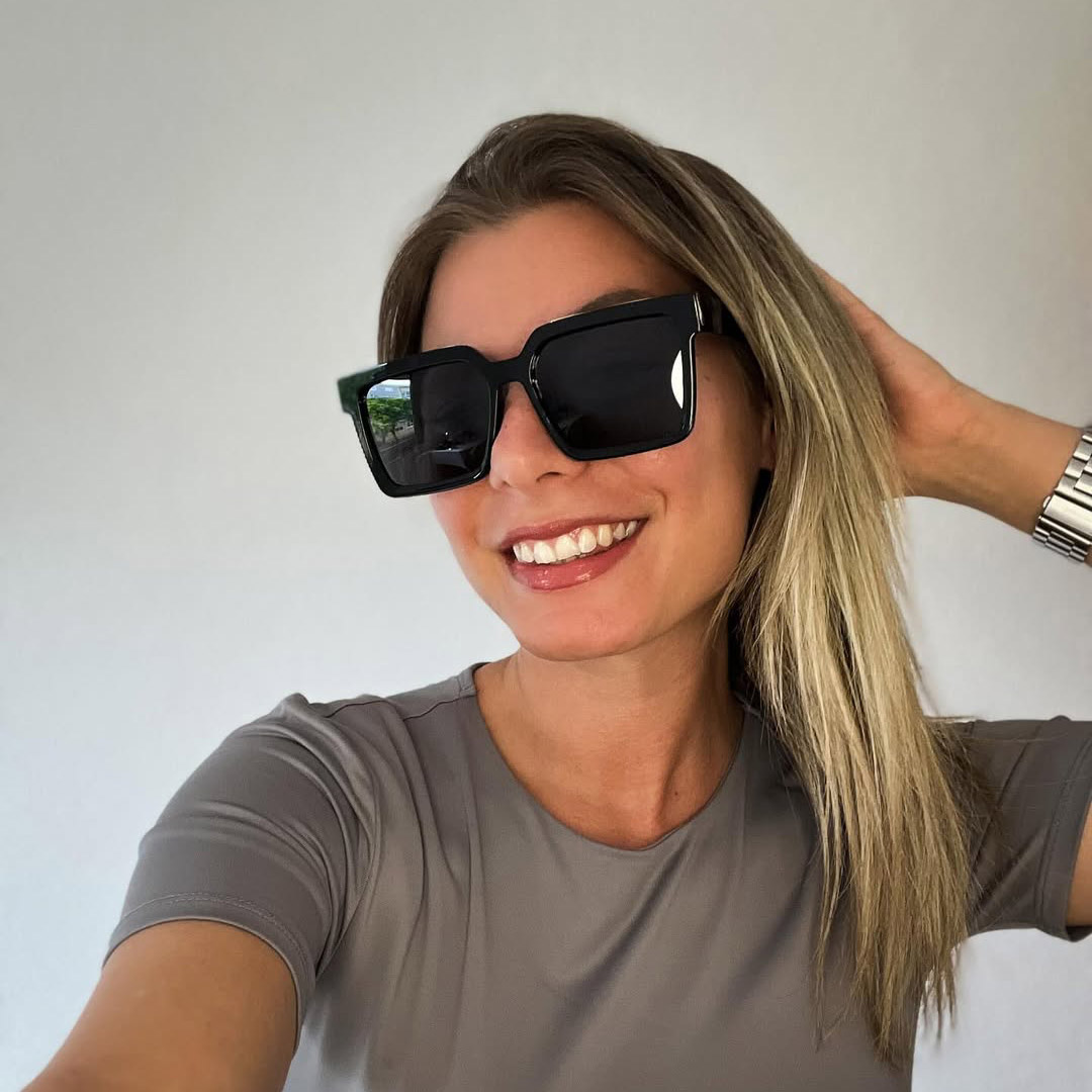 Black Grey Xaviera Glasses - Square Sunglasses