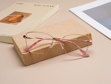 Esperanza Glasses
