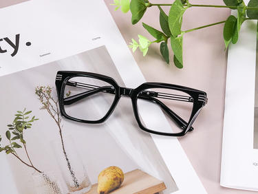 Joaquin Glasses
